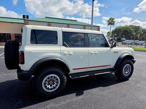 Wimbledon White 2026 Ford Bronco Outer Banks