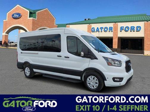 Oxford White 2026 Ford Transit-350