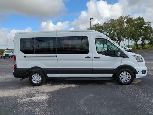 2026 Ford Transit-350 