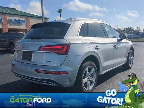 2022 Audi Q5 40 Premium