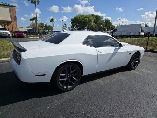 White Knuckle Clearcoat 2023 Dodge Challenger R/T