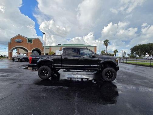 Black Metallic 2019 Ford F-250 Lariat