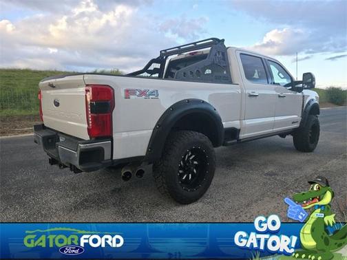 2023 Ford F-350 Lariat Super Duty