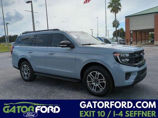 Glacier Gray Metallic 2025 Ford Expedition Active