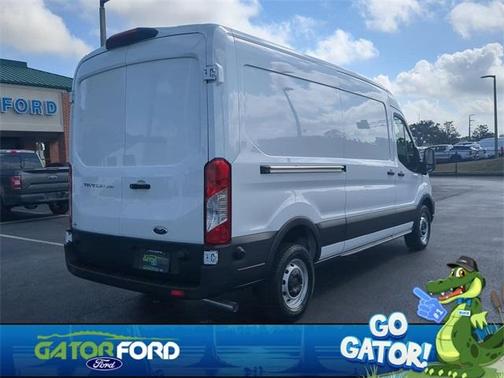 2025 Ford Transit-250 148 WB Medium Roof Cargo
