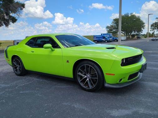 Sublime Pearl 2015 Dodge Challenger R/T Scat Pack