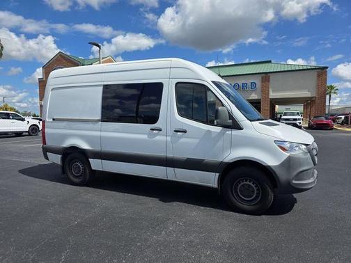 Arctic White 2019 Mercedes-Benz Sprinter 1500 Standard Roof