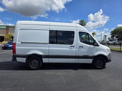 Arctic White 2019 Mercedes-Benz Sprinter 1500 Standard Roof