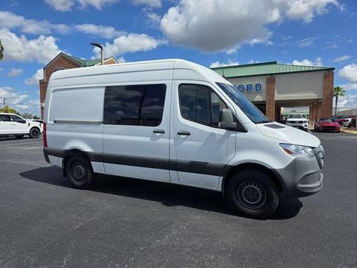 Arctic White 2019 Mercedes-Benz Sprinter 1500 Standard Roof