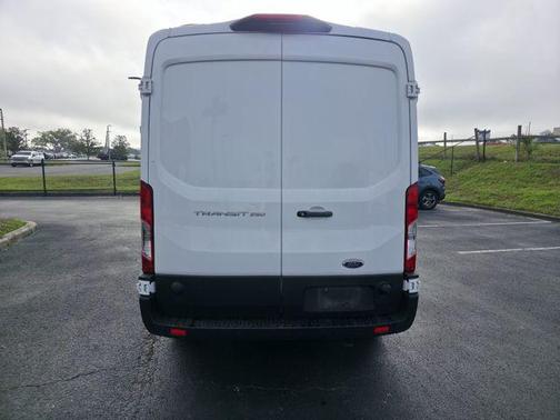 2024 Ford Transit-250 148 WB Medium Roof Cargo
