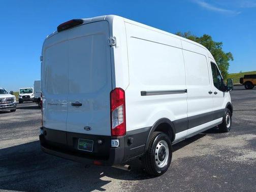 2024 Ford Transit-250 148 WB Medium Roof Cargo