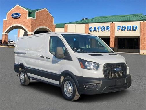 2022 Ford Transit-250 Base