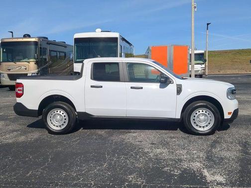 2024 Ford Maverick XL