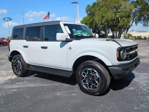 Avalanche 2026 Ford Bronco Outer Banks