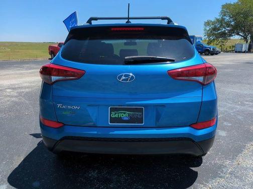 Caribbean Blue 2017 Hyundai TUCSON SE