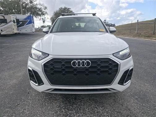 2022 Audi Q5 45 S line Premium Plus