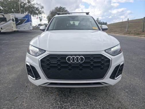 2022 Audi Q5 45 S line Premium Plus