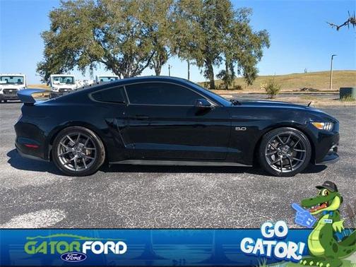 2017 Ford Mustang GT Premium