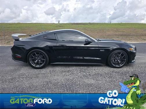 2017 Ford Mustang GT Premium