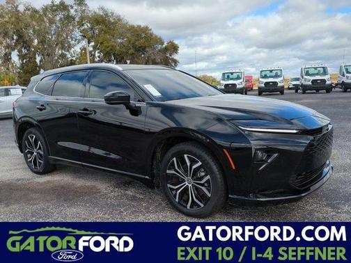 2025 Toyota Crown Signia XLE