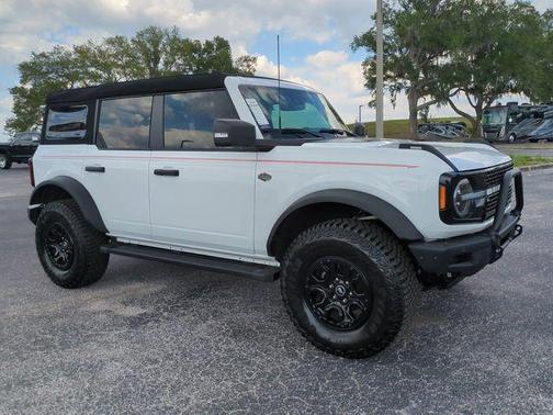 Oxford White 2024 Ford Bronco Wildtrak