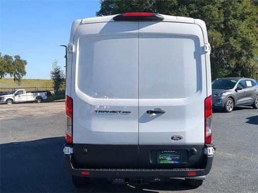 2026 Ford Transit-250 148 WB Medium Roof Cargo