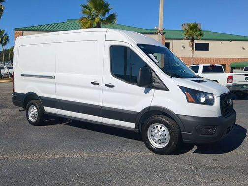 2026 Ford Transit-250 148 WB Medium Roof Cargo