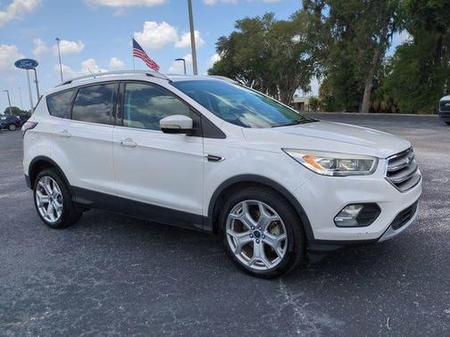 White Platinum Clearcoat Metallic 2017 Ford Escape Titanium