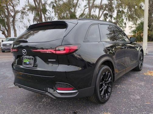 2025 Mazda CX-70 CX-70