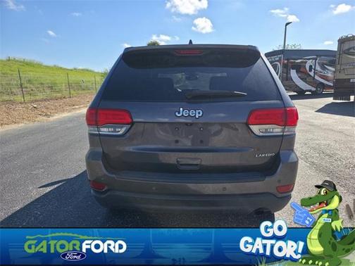 2018 Jeep Grand Cherokee Laredo E