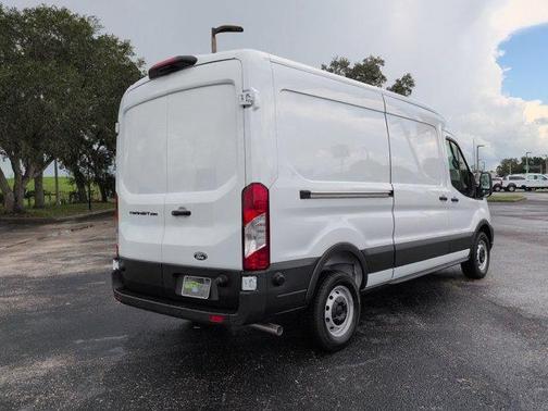 Oxford White 2026 Ford Transit-250 Base