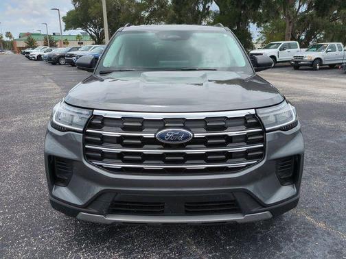 Carbonized Gray Metallic 2026 Ford Explorer Active