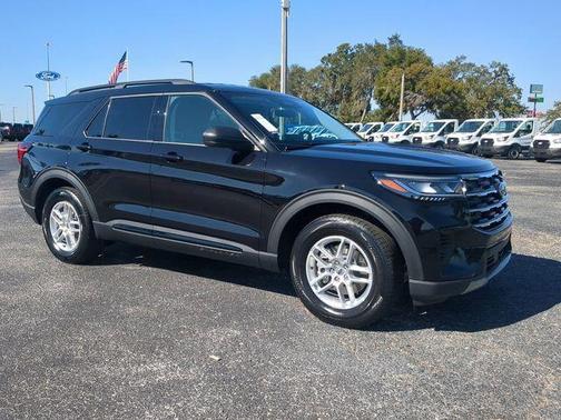 Black Metallic 2026 Ford Explorer Active