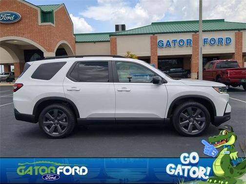2023 Honda Pilot Sport