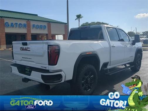 2024 GMC Sierra 2500 AT4