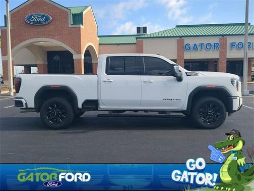 2024 GMC Sierra 2500 AT4