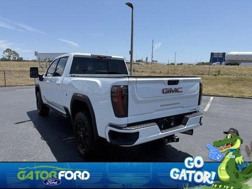 2024 GMC Sierra 2500 AT4