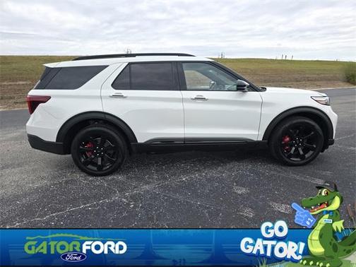 2024 Ford Explorer ST