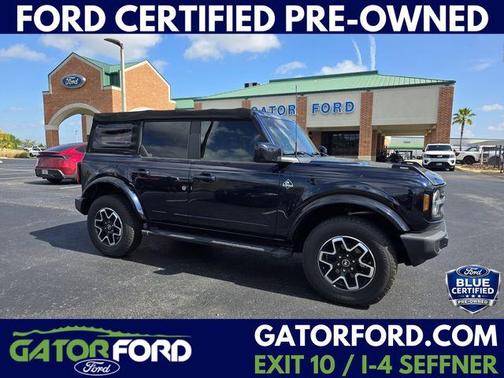 Antimatter Blue Metallic 2021 Ford Bronco Outer Banks