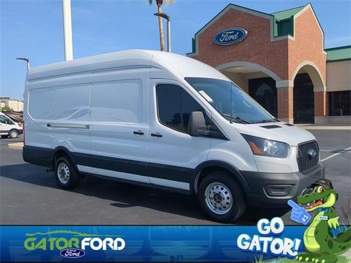 2022 Ford Transit-250 Base