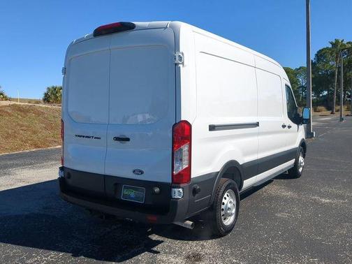 2026 Ford Transit-250 148 WB Medium Roof Cargo