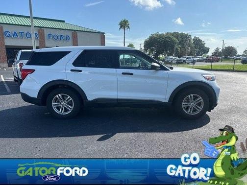 2023 Ford Explorer Base