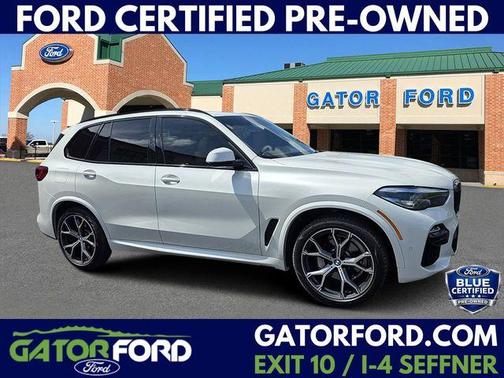 Mineral White Metallic 2021 BMW X5 sDrive40i