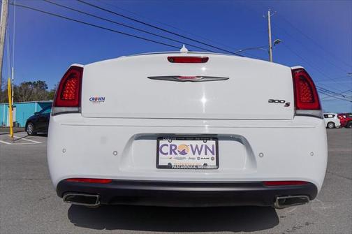 2021 Chrysler 300 S