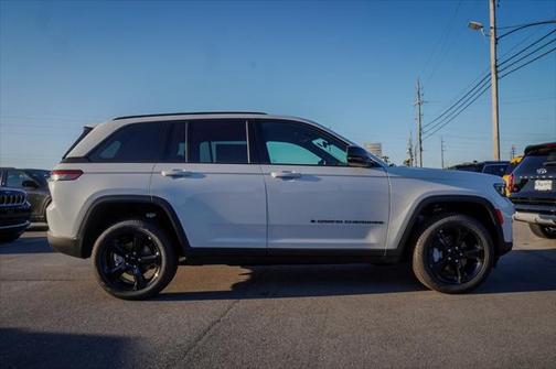 2025 Jeep Grand Cherokee Limited X