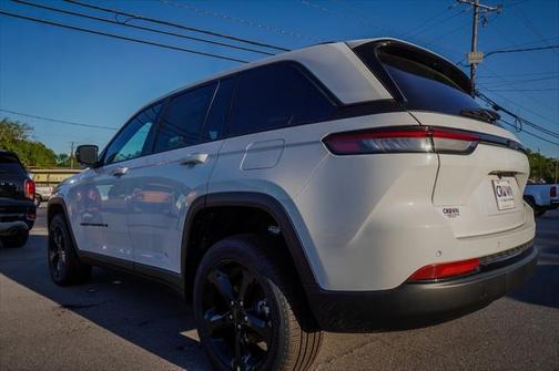 2025 Jeep Grand Cherokee Limited X