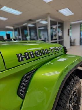 2025 Jeep Gladiator High Tide
