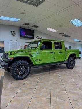 2025 Jeep Gladiator High Tide