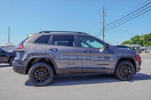 2023 Jeep Cherokee Altitude