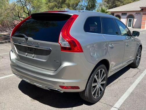 2016 Volvo XC60 T6 Drive-E Platinum